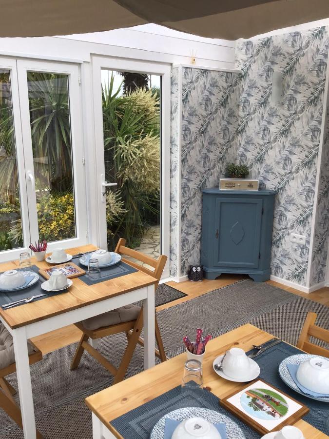비닉 Les Camelias B&B 외부 사진
